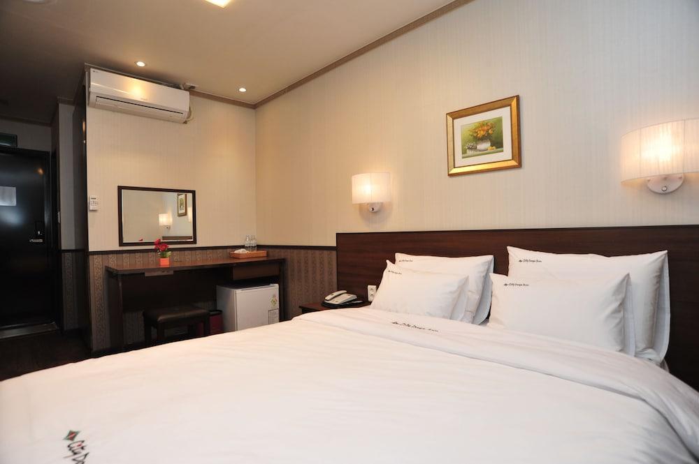 Global Inn Seoul Dongdaemun City Days Inn Exterior foto