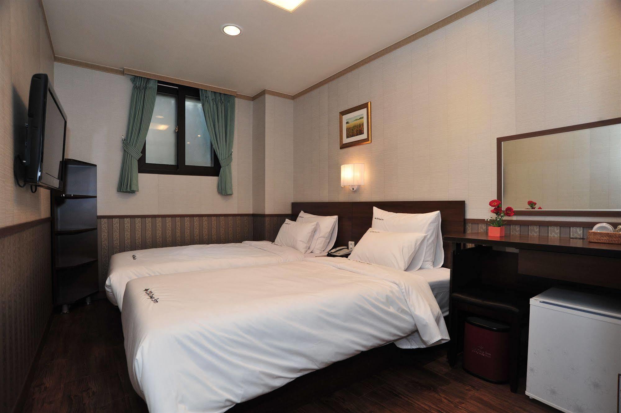 Global Inn Seoul Dongdaemun City Days Inn Exterior foto