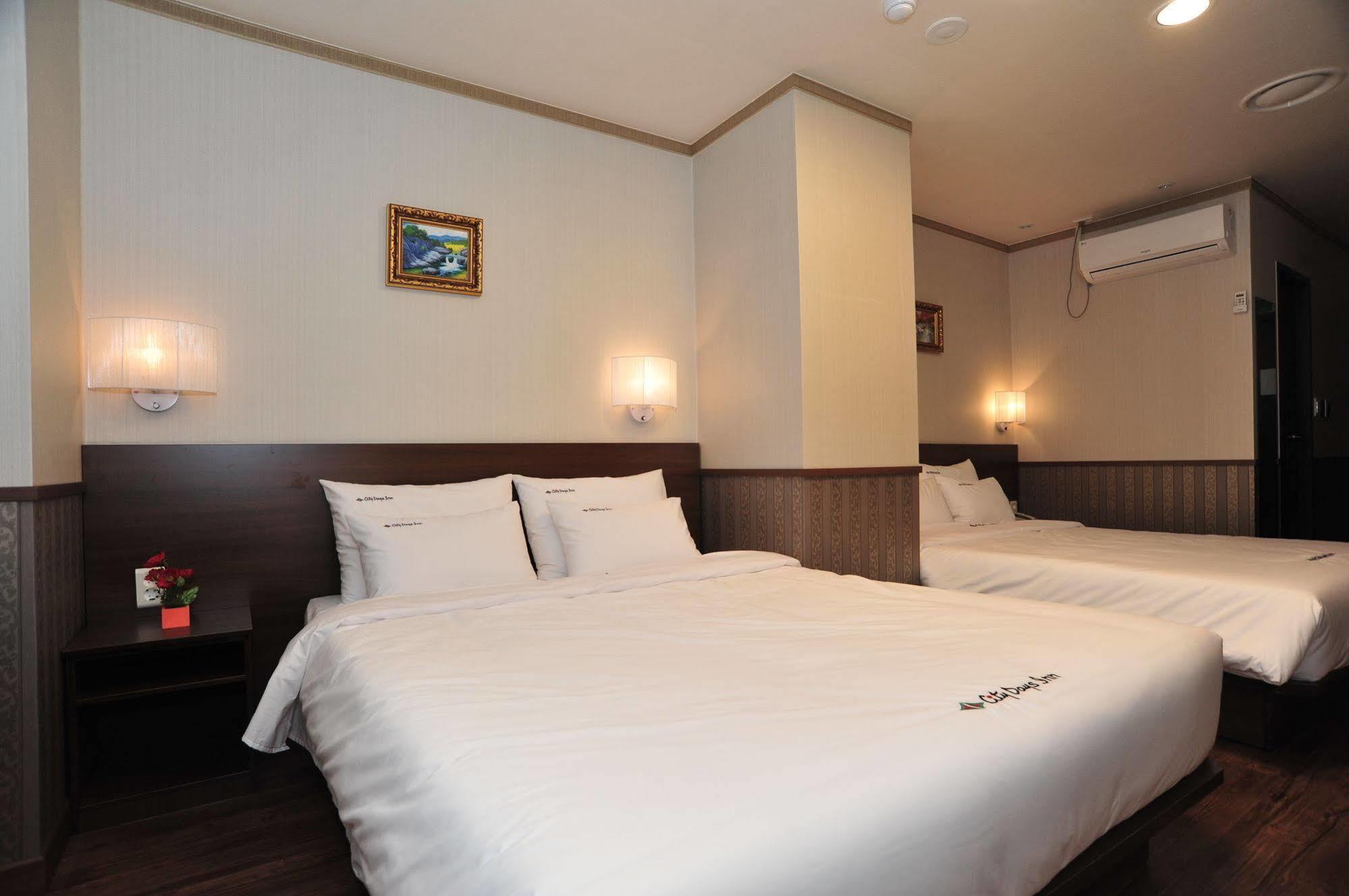 Global Inn Seoul Dongdaemun City Days Inn Exterior foto
